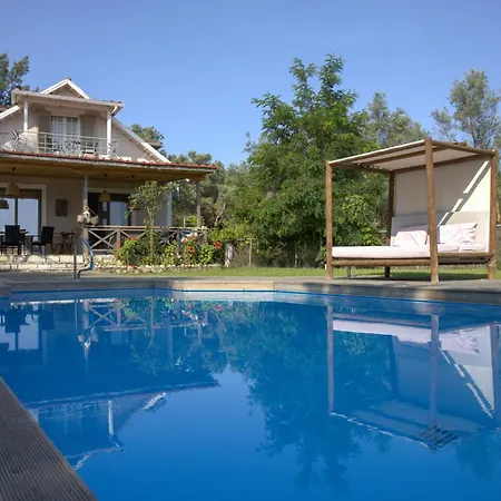 Gyra Villas Βίλα