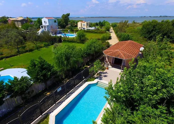 Βίλα Gyra Villas