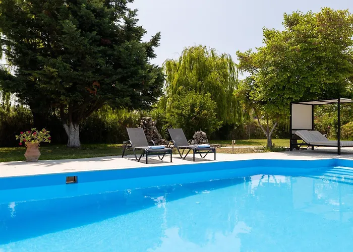 Gyra Villas Βίλα